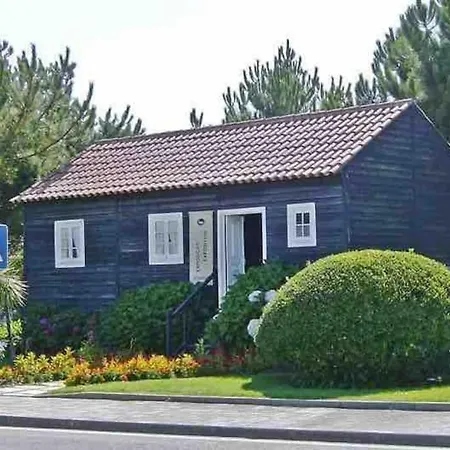 Holiday home Moradia Alegre No Centro Da Da Tocha.