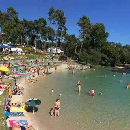 Moradia Alegre No Centro Da Da Tocha. Tocha