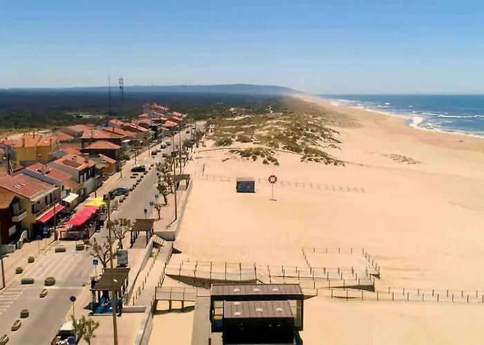 Moradia Alegre No Centro Da Da Tocha. Holiday home