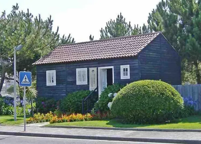 Holiday home Moradia Alegre No Centro Da Da Tocha.