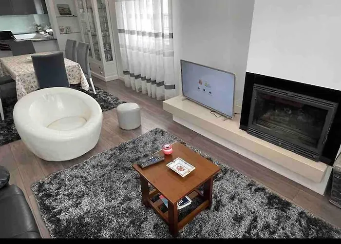 Moradia Alegre No Centro Da Da Tocha. * Tocha