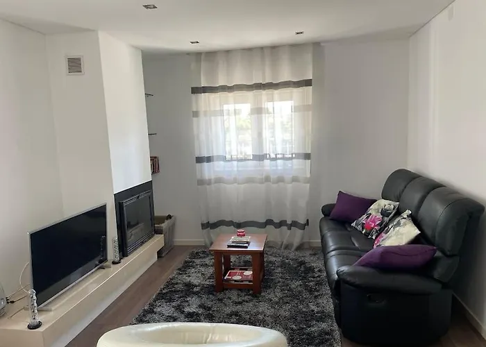 Holiday home Moradia Alegre No Centro Da Da Tocha. Tocha