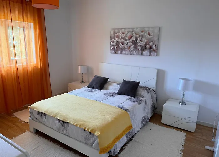 Holiday home Moradia Alegre No Centro Da Da Tocha. Tocha